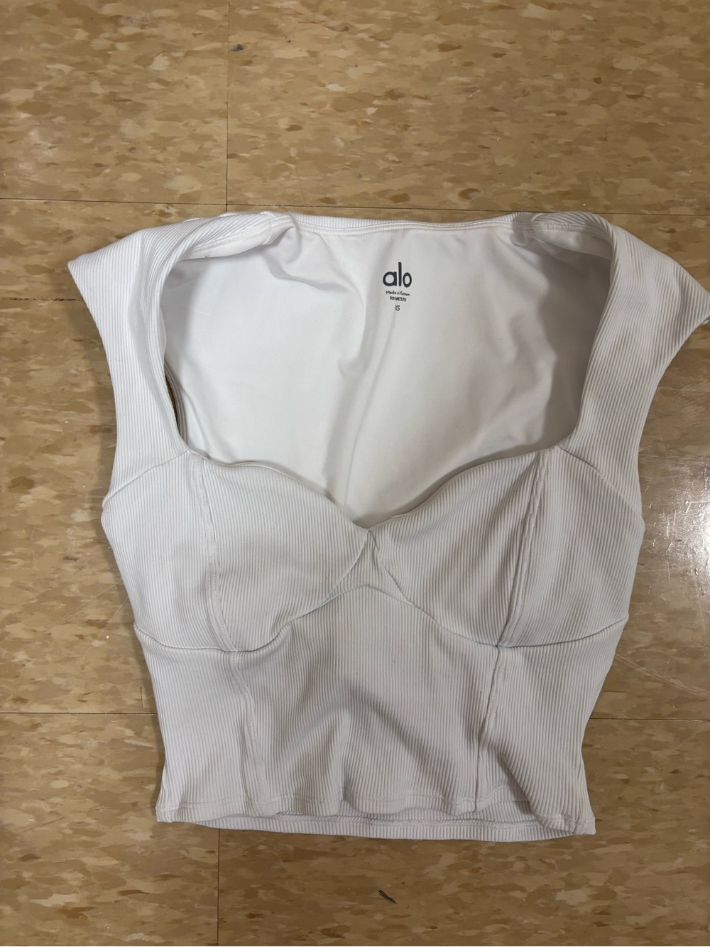 ALO Yoga White Ribbed Sweetheart Crop Tank